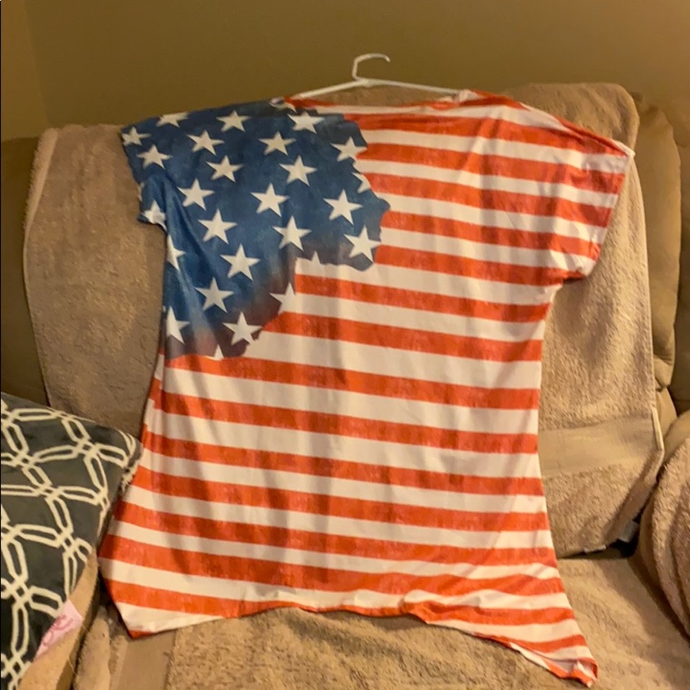 Top - Picture 2 of 2
